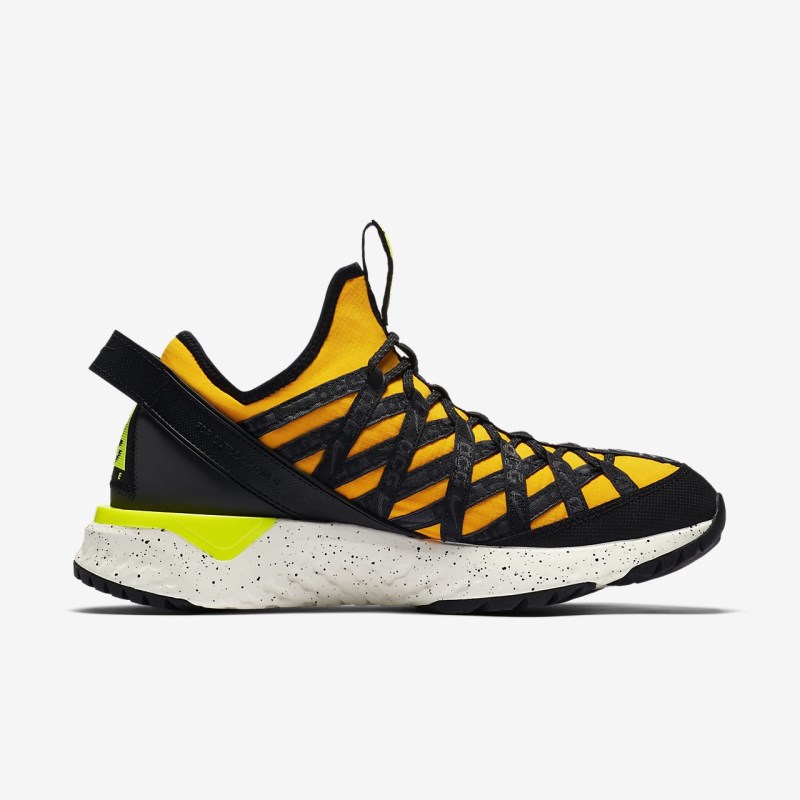 Nike ACG React Terra Gobe メンズ スニーカー ゴールド | RT8507-752