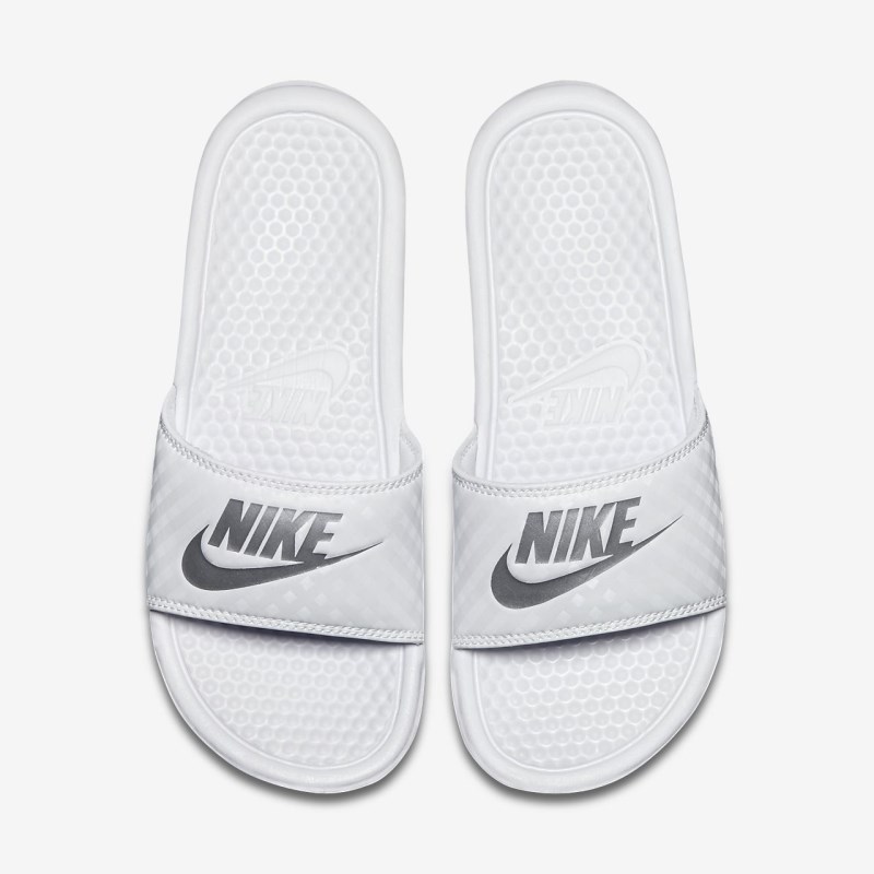 Nike Benassi レディース スライドサンダル 白 | HY3382-867