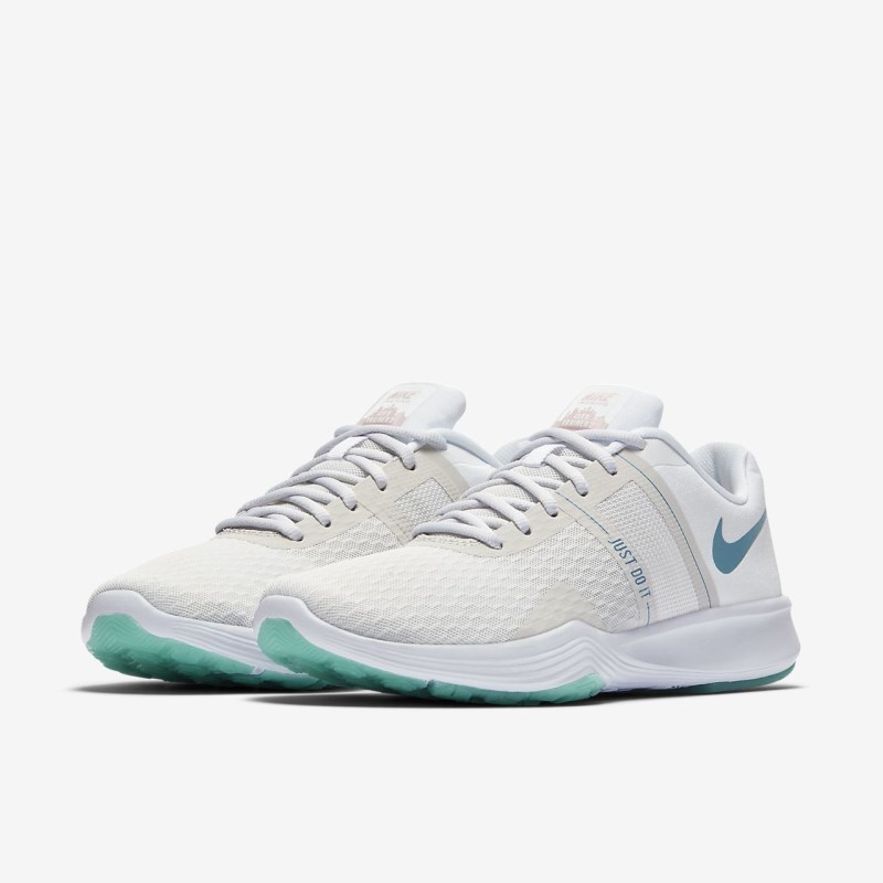 Nike City トレーナー 2 レディース トレーニングシューズ 白 | QF3172-278