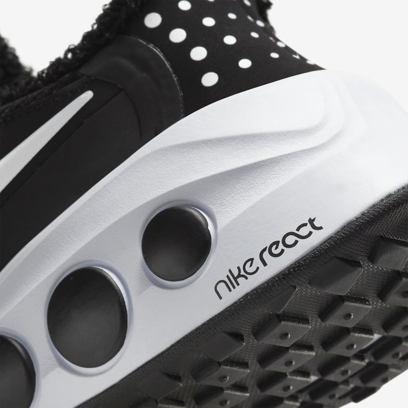 Nike CruzrOne レディース スニーカー 黒 | HW6396-193