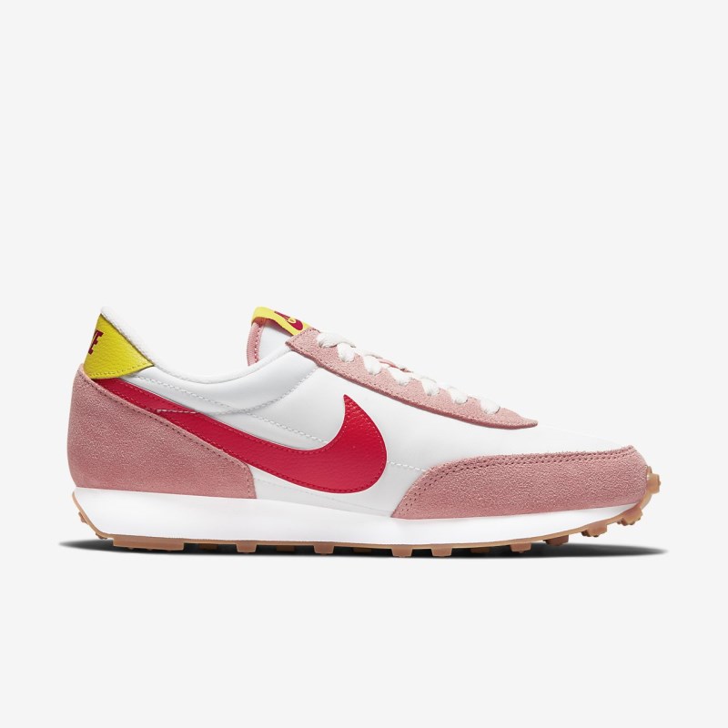 Nike Daybreak レディース スニーカー コーラル 色 | BG7029-923