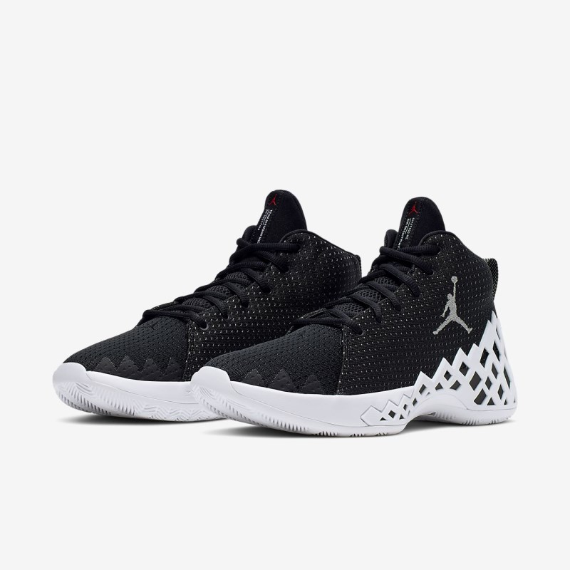 Nike Jordan Jumpman ダイヤモンド ミッドカット メンズ バスケットシューズ 黒 | VI3023-041