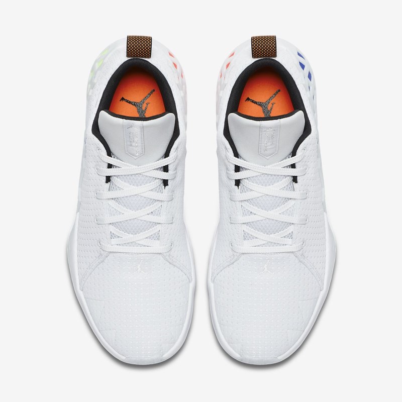 Nike Jordan Jumpman ダイヤモンド ロー メンズ ジョーダンシューズ 白 | TN0065-637