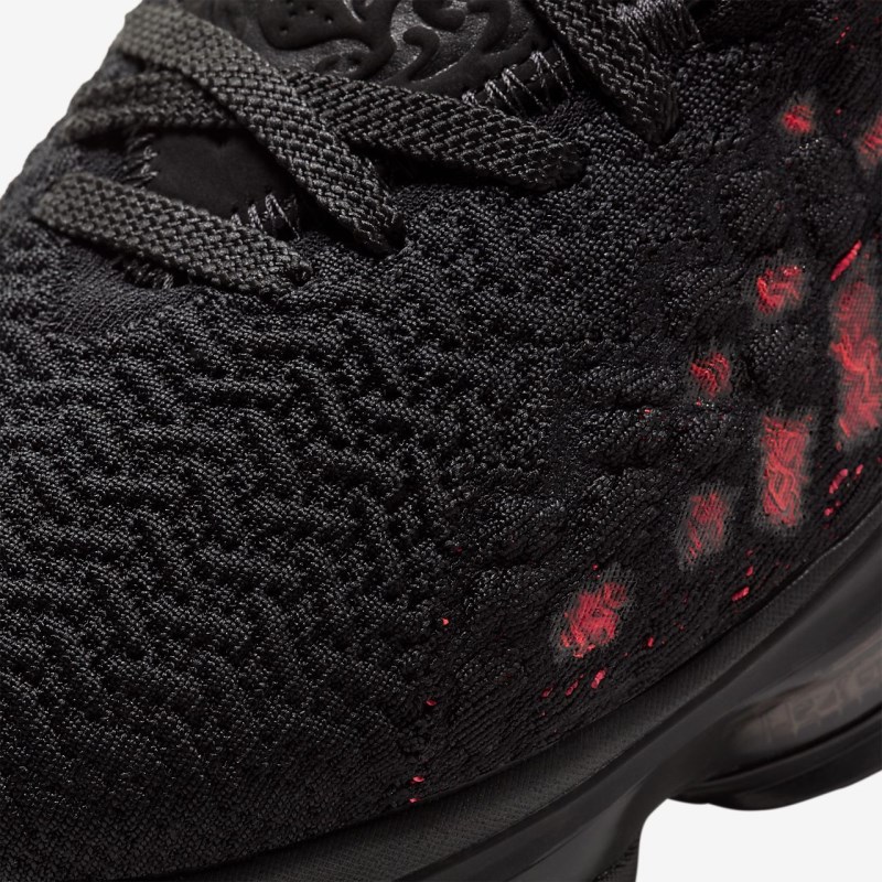 Nike LeBron 17 メンズ バスケットシューズ 黒 | GT7644-309