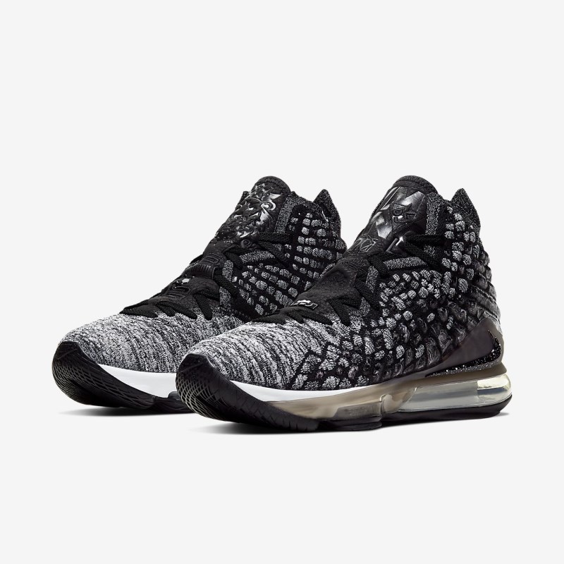 Nike LeBron 17 メンズ バスケットシューズ 黒 | SO4098-608
