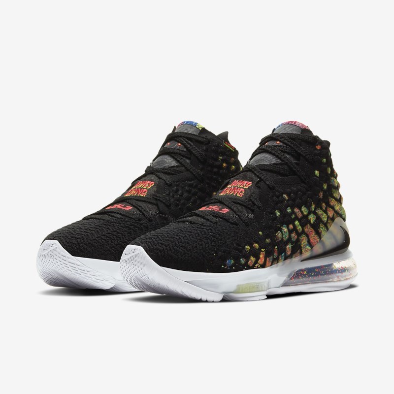 Nike LeBron 17 レディース バスケットシューズ 黒 | JQ0190-389