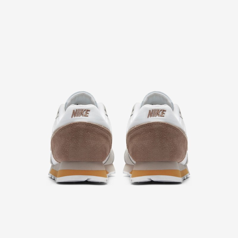 Nike MD ランナー 2 レディース スニーカー 白 | PQ5169-737