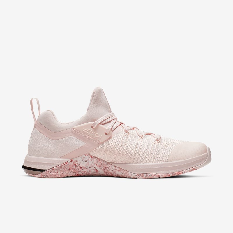 Nike Metcon フライニット 3 レディース トレーニングシューズ ピンク | BU7259-435