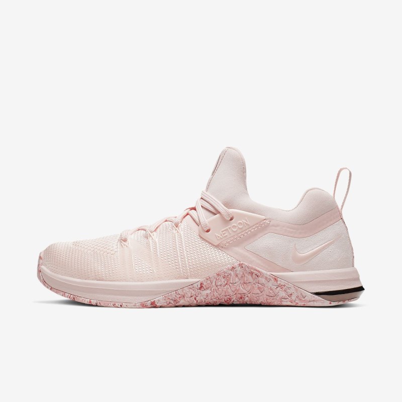 Nike Metcon フライニット 3 レディース トレーニングシューズ ピンク | BU7259-435