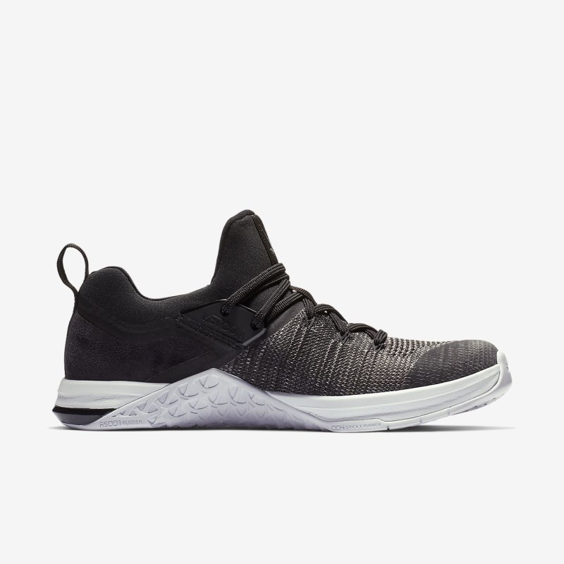 Nike Metcon フライニット 3 レディース トレーニングシューズ 黒 | DT8707-235