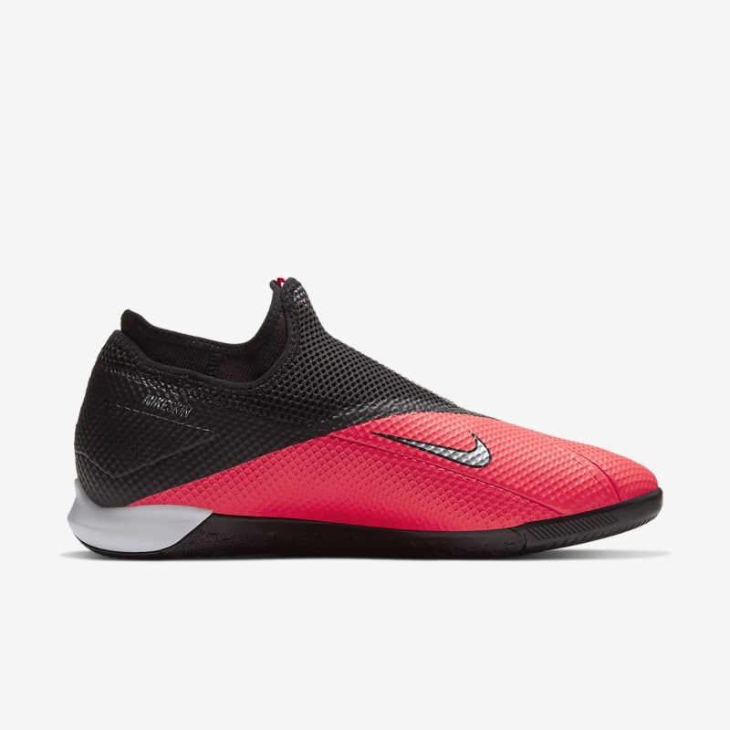 Nike Phantom Vision 2 Academy Dynamic フィット IC レディース サッカーシューズ 赤 | GF5632-020