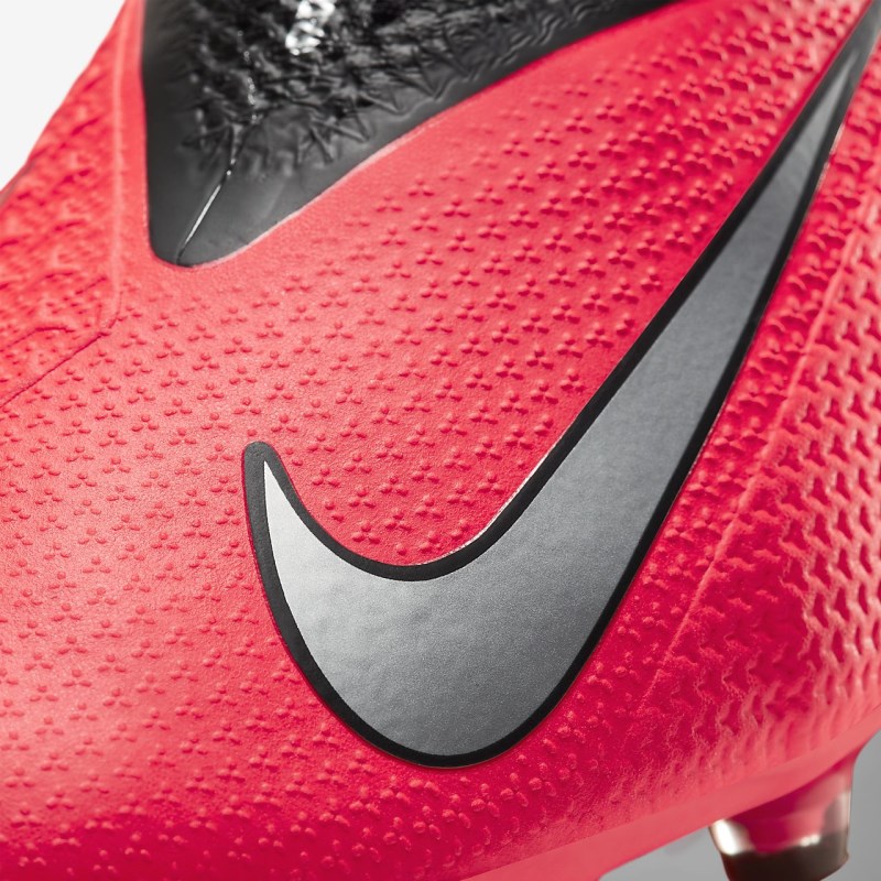 Nike Phantom Vision 2 Pro Dynamic フィット AG-PRO メンズ サッカーシューズ 赤 | IK3474-345