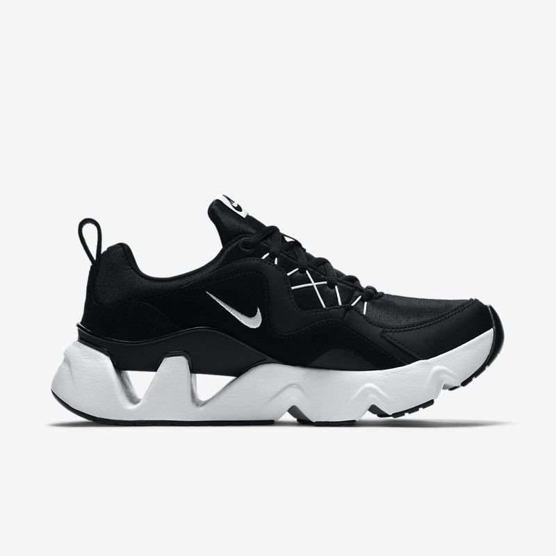 Nike RYZ 365 レディース スニーカー 黒 | PQ5960-925