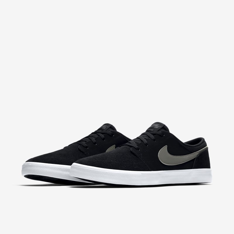 Nike SB Solarsoft Portmore II メンズ スニーカー 黒 | XG1076-698
