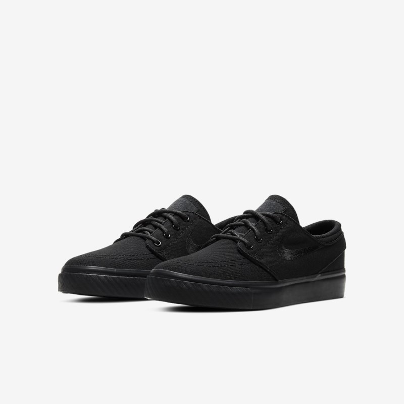 Nike SB Stefan Janoski キッズ スケシュー 黒 | GG6679-270