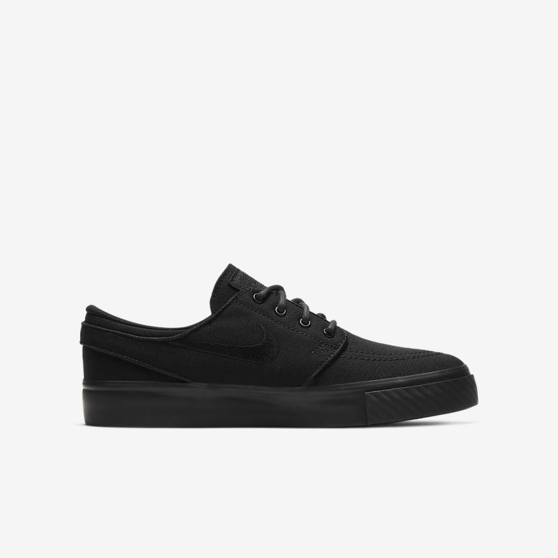 Nike SB Stefan Janoski キッズ スケシュー 黒 | GG6679-270