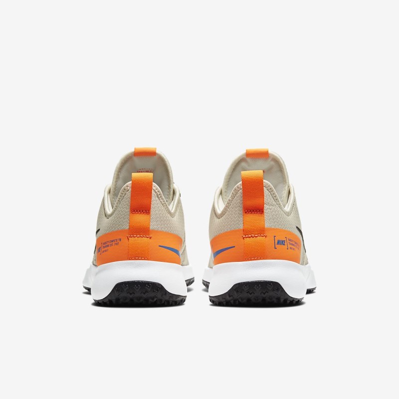 Nike Varsity Compete TR 2 メンズ ウォーキングシューズ 白 | LC5962-067