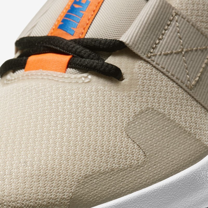 Nike Varsity Compete TR 2 メンズ ウォーキングシューズ 白 | LC5962-067