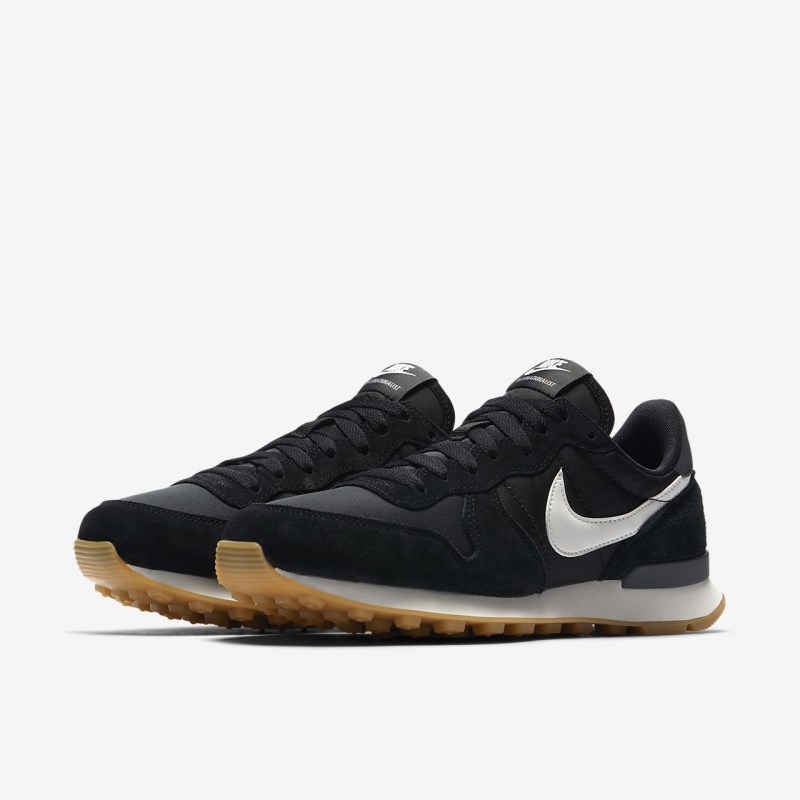 Nike インターナショナリスト レディース スニーカー 黒 | QV9871-057