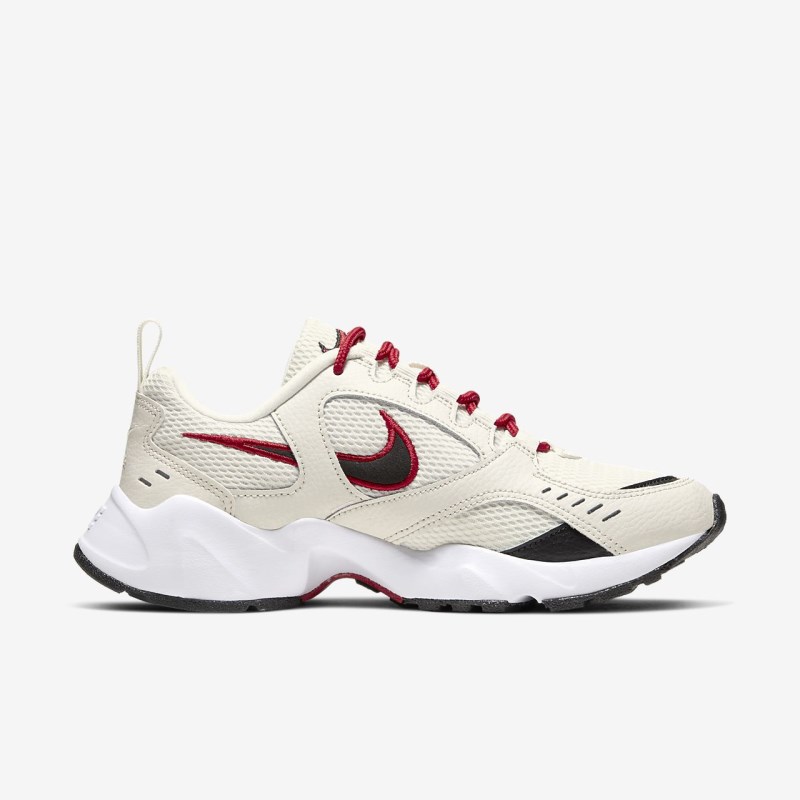 Nike エア Heights レディース スニーカー 赤 | XA1999-299