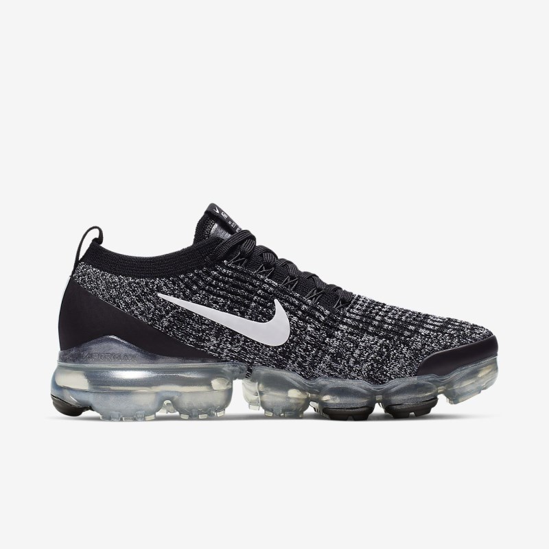 Nike エア VaporMax フライニット 3 レディース スニーカー 黒 | UB1090-014