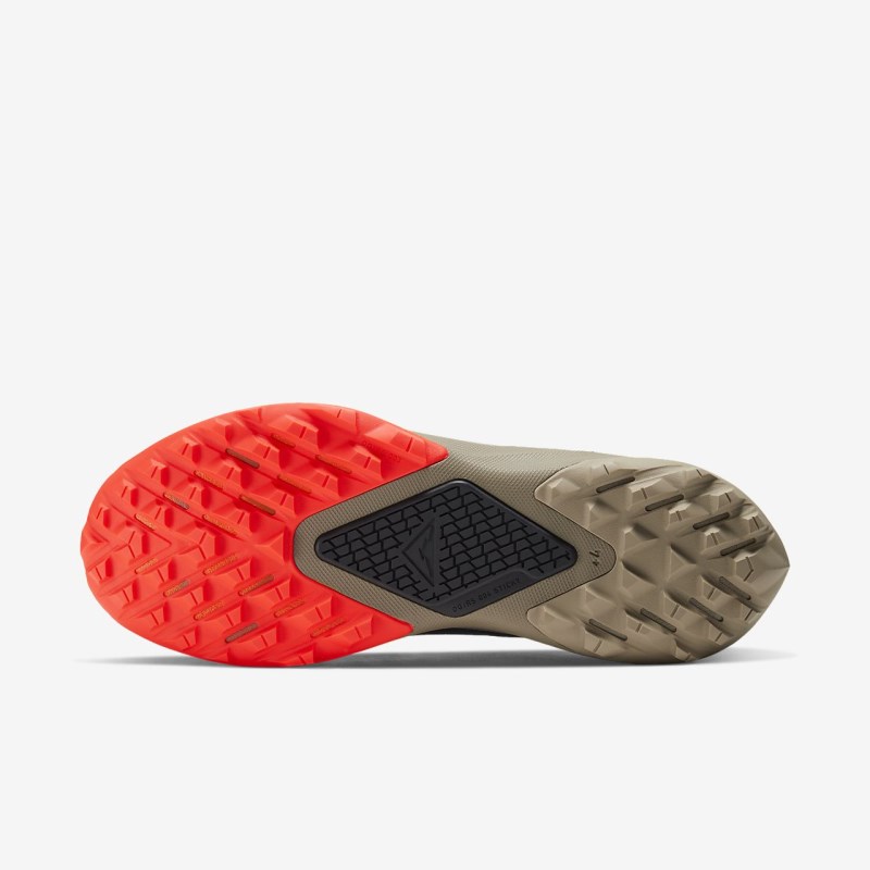 Nike エア ズーム Terra Kiger 5 メンズ ウォーキングシューズ 黒曜石 | UZ0166-089
