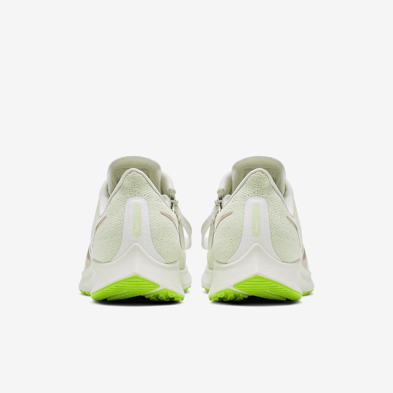 Nike エア ズーム ペガサス 36 FlyEase レディース ランニングシューズ ベージュ | AD6797-261