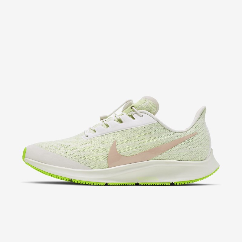 Nike エア ズーム ペガサス 36 FlyEase レディース ランニングシューズ ベージュ | AD6797-261