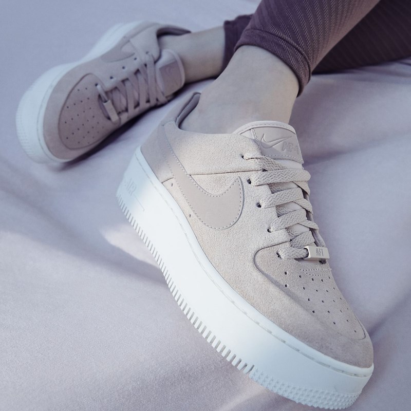 Nike エア フォース 1 Sage ロー キッズ スニーカー ベージュ | SS3887-910