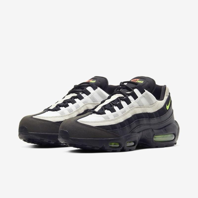 Nike エア マックス 95 Essential メンズ スニーカー 黒 | OR6875-646