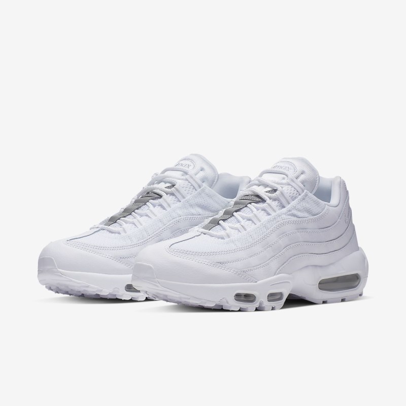 Nike エア マックス 95 Essential レディース スニーカー 白 | IZ2429-703