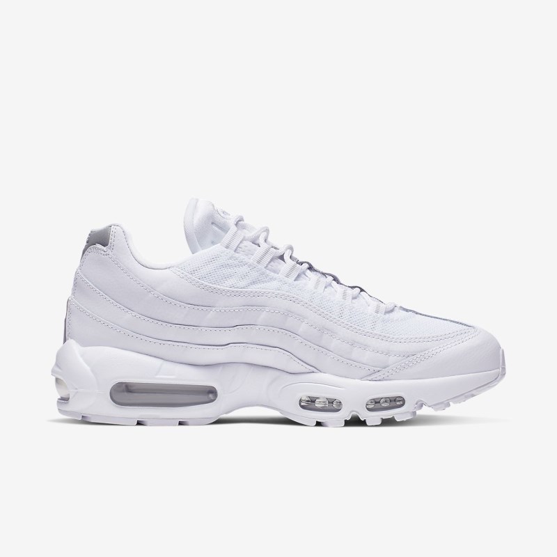 Nike エア マックス 95 Essential レディース スニーカー 白 | IZ2429-703