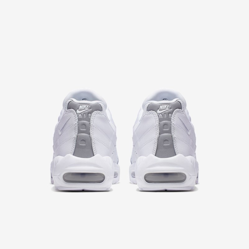 Nike エア マックス 95 Essential レディース スニーカー 白 | IZ2429-703