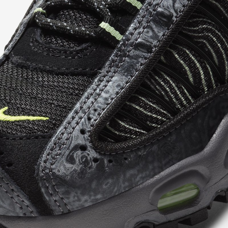 Nike エア マックス Tailwind IV SE キッズ スニーカー 黒 | IB2606-091