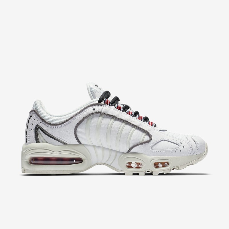 Nike エア マックス Tailwind IV SE レディース スニーカー 白 | UN2153-861