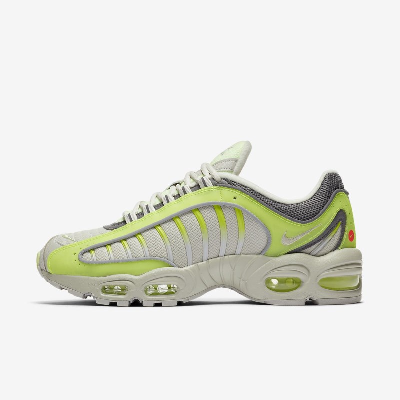 Nike エア マックス Tailwind IV メンズ スニーカー 緑 | HM4081-025