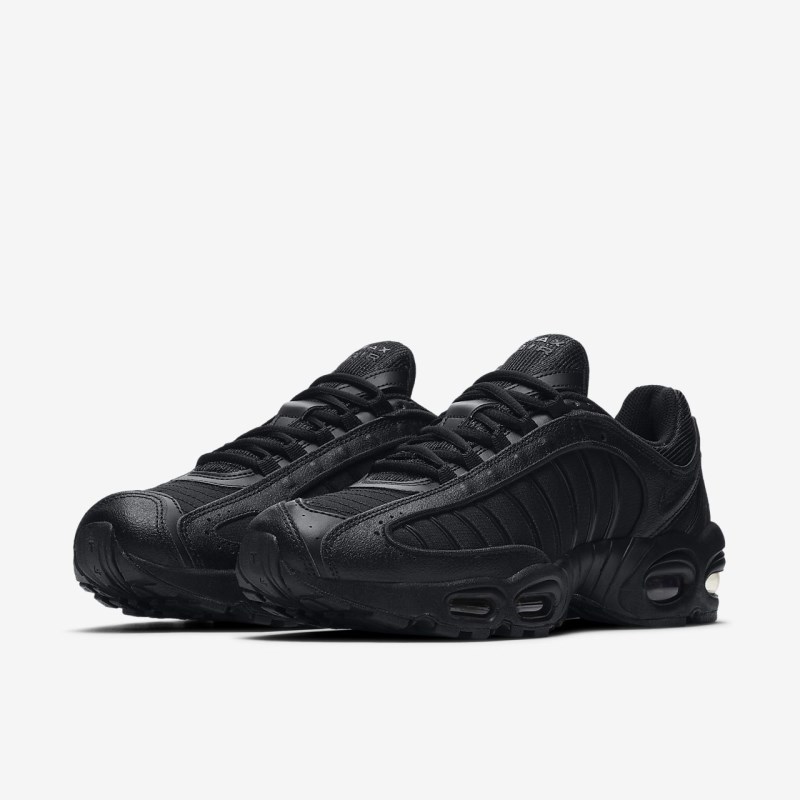 Nike エア マックス Tailwind IV メンズ スニーカー 黒 | KJ0018-068