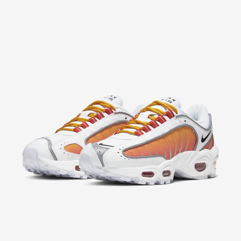 Nike エア マックス Tailwind IV レディース スニーカー 白 | NT9234-589