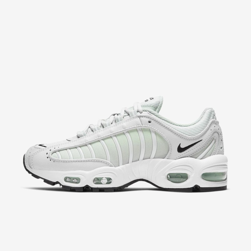 Nike エア マックス Tailwind IV レディース スニーカー 白 | ZI1877-807