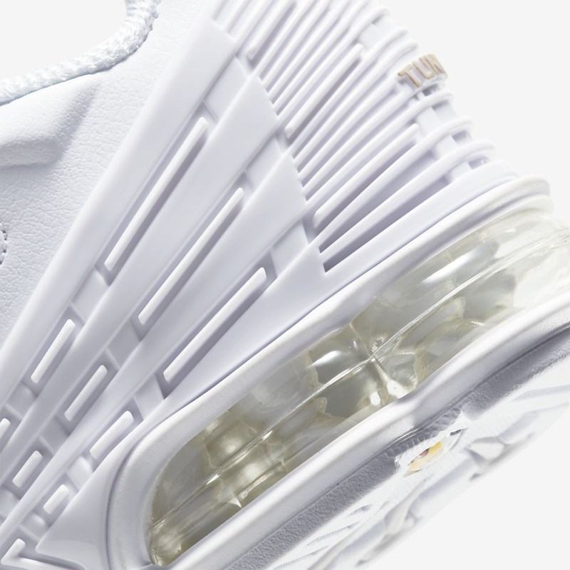 Nike エア マックス プラス 3 キッズ スニーカー 白 | FU7537-564