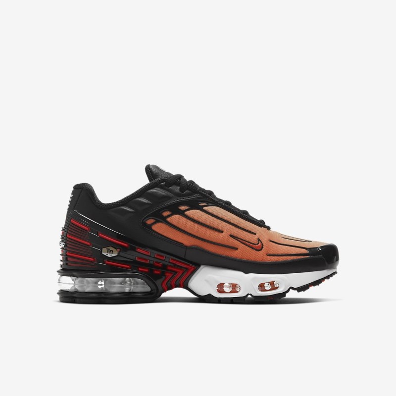 Nike エア マックス プラス 3 キッズ スニーカー 黒 | EQ2481-463