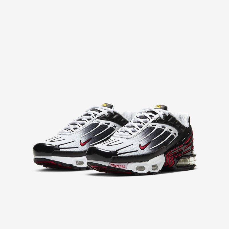 Nike エア マックス プラス 3 キッズ スニーカー 黒 | UK3780-655