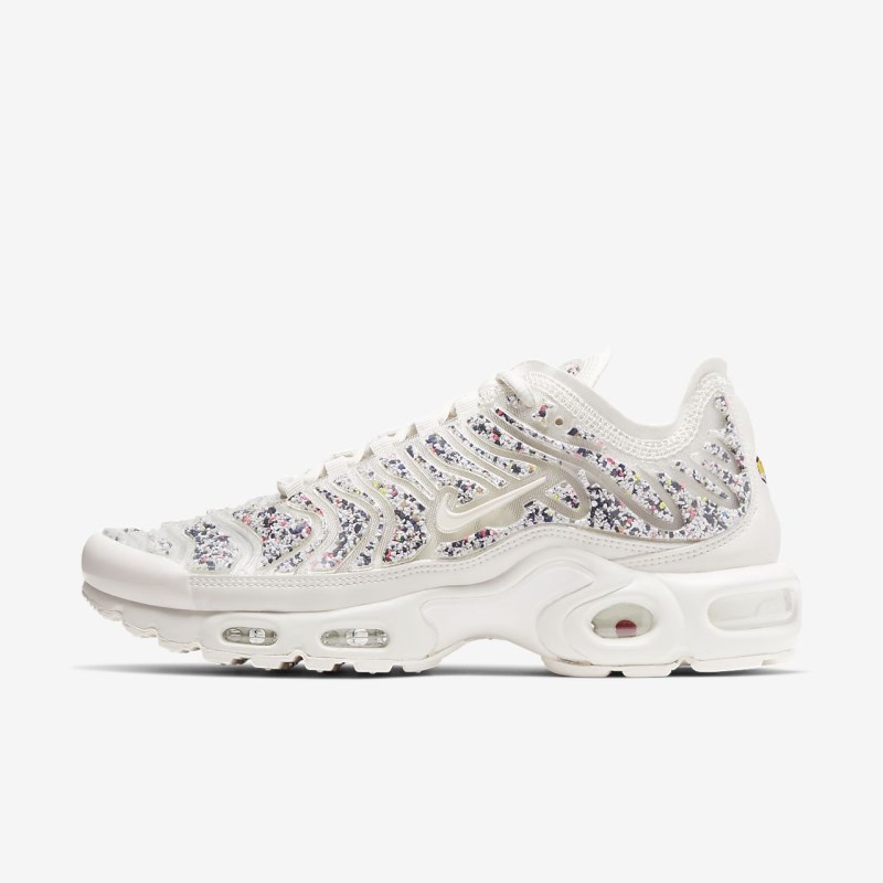 Nike エア マックス プラス LX レディース スニーカー 白 | UZ0857-422
