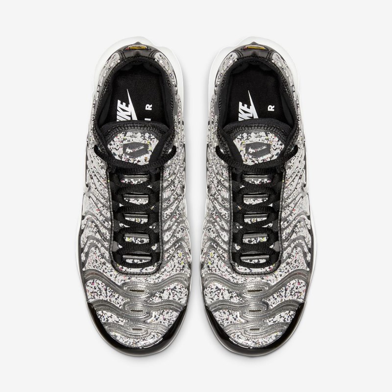 Nike エア マックス プラス LX レディース スニーカー 黒 | RZ0632-053