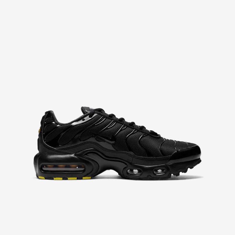 Nike エア マックス プラス キッズ スニーカー 黒 | FA9990-943