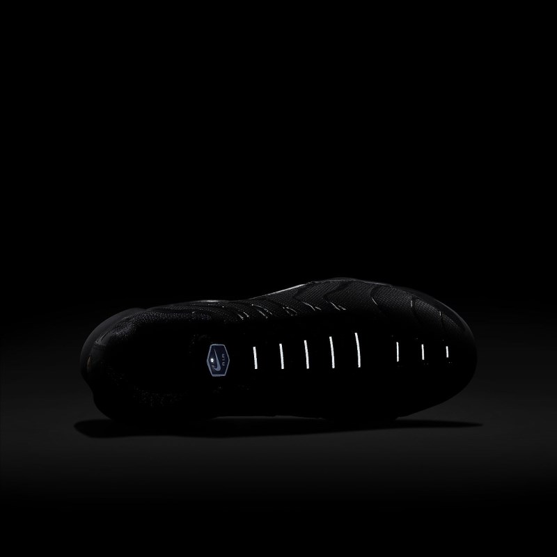 Nike エア マックス プラス キッズ スニーカー 黒 | FA9990-943