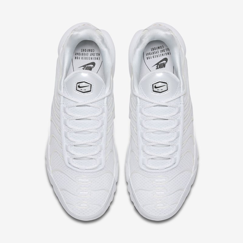 Nike エア マックス プラス プレミアム レディース スニーカー 白 | VZ1748-890
