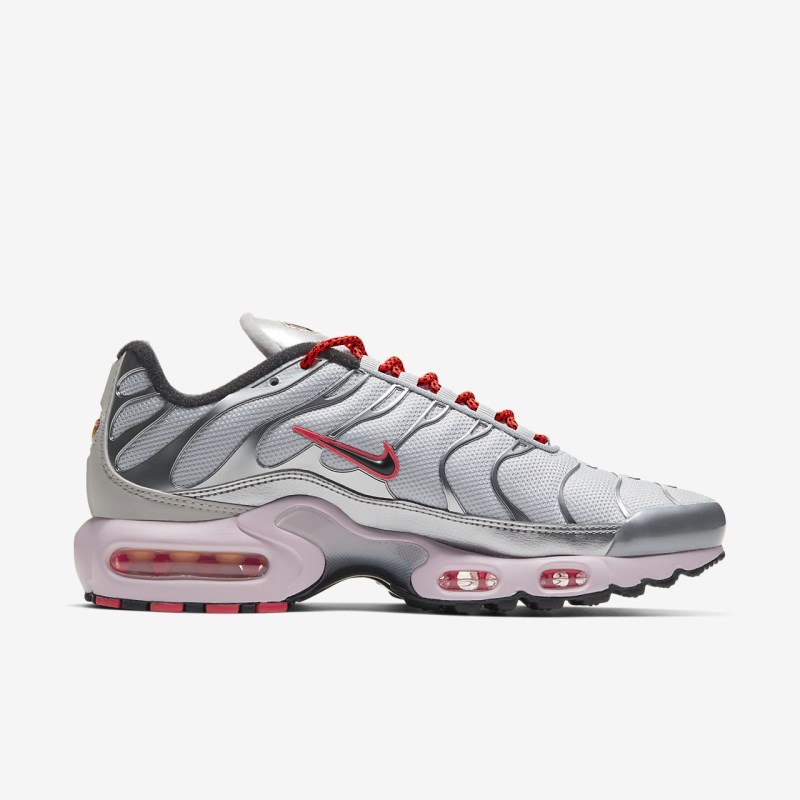 Nike エア マックス プラス レディース スニーカー シルバー | DA8386-200