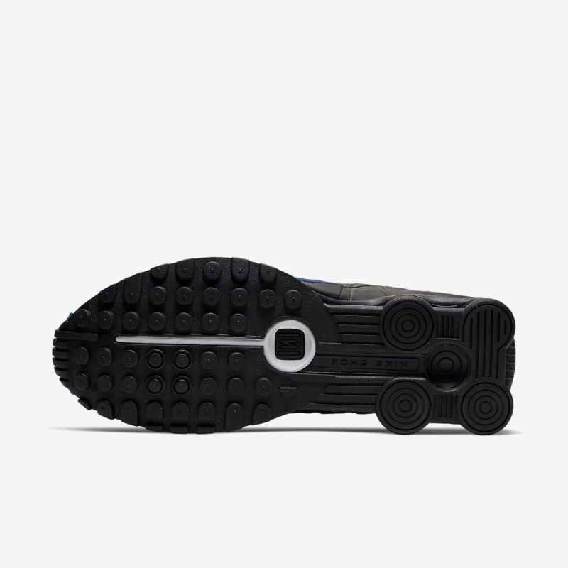 Nike ショックス R4 メンズ スニーカー 黒 | VL7817-309