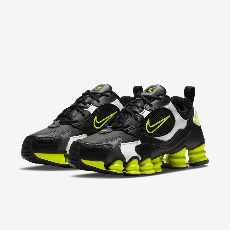 Nike ショックス TL Nova レディース スニーカー 黒 | ES7550-504